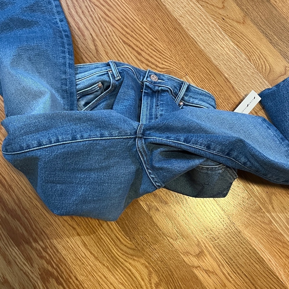 MOTHER The Weekender Fray Jeans Size 32 NWT - Picture 12 of 14